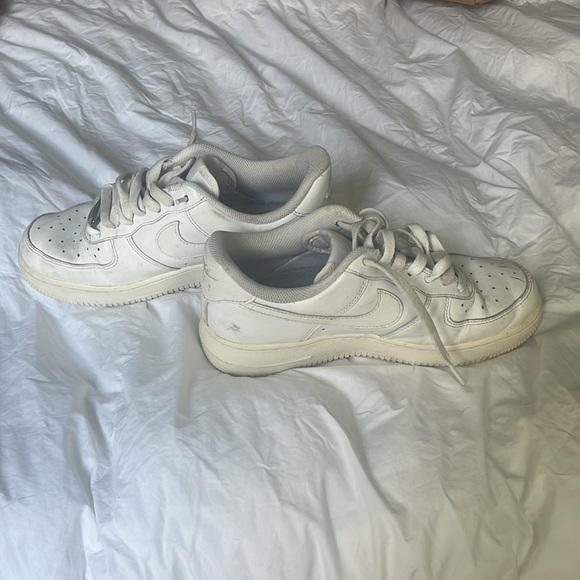Nike Air Force 1’s size 7.5 - Picture 2 of 4